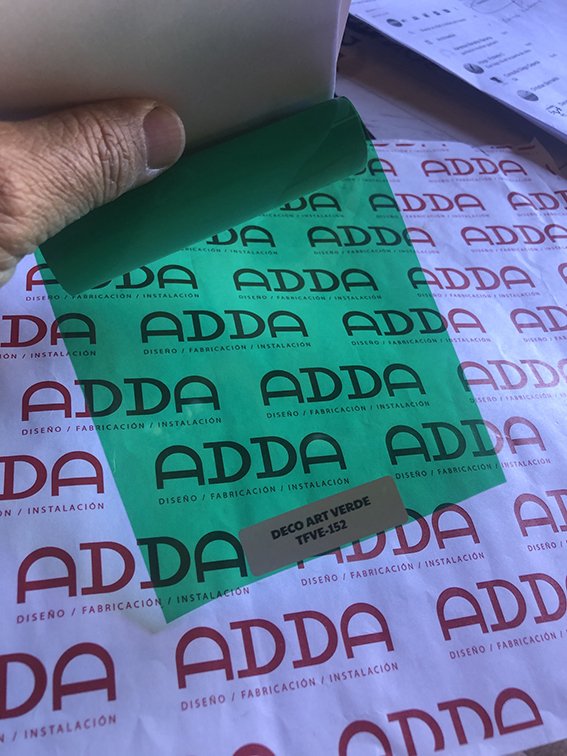 lámina de color verde decorativa